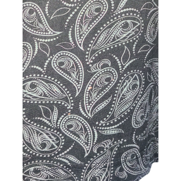 Robert Graham Men's Paisley Printed Black/Gray Cotton T-shirt Size Medium - Picture 6 of 6